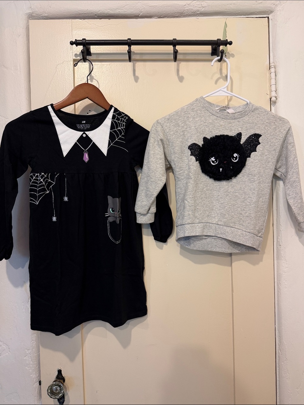 Halloween 🎃 Wednesday AdamsDress & Gray Bat Sweatshirt Set 6t